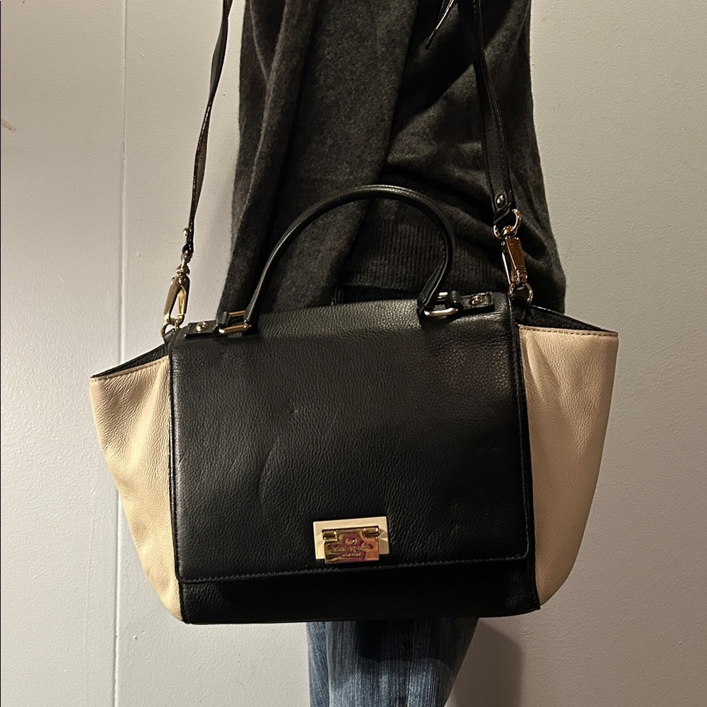 Kate Spade leather large pocketbook bag with removable strap